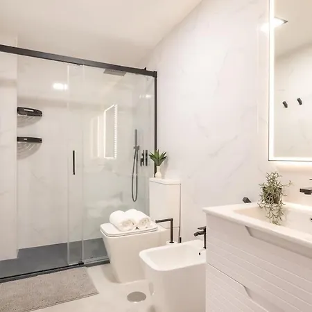 Beautiful 2br - 20 Meters From - In Center Apartament Fuengirola