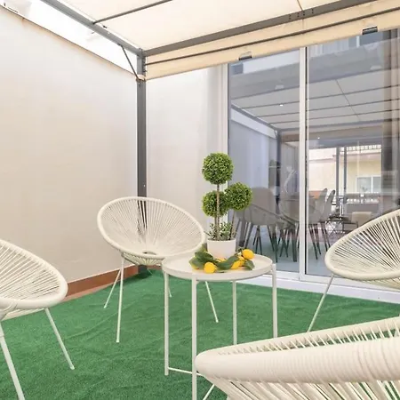 Beautiful 2br - 20 Meters From - In Center Appartement *