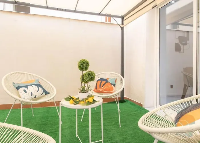 Beautiful 2br - 20 Meters From - In Center Appartement *