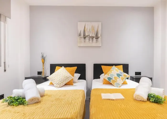 Appartement Beautiful 2br - 20 Meters From - In Center