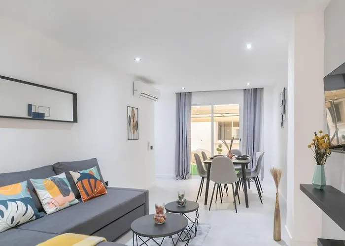 Appartement Beautiful 2br - 20 Meters From - In Center *