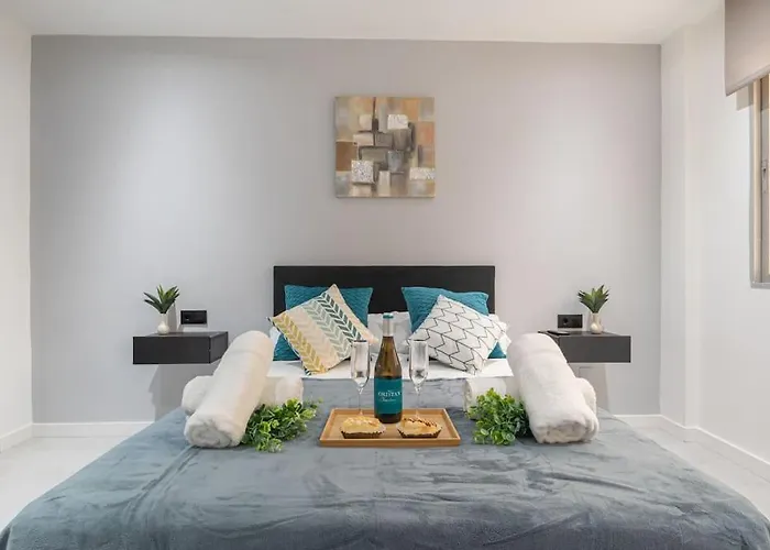 Beautiful 2br - 20 Meters From - In Center *