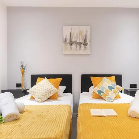 Apartmán Beautiful 2br - 20 Meters From - In Center